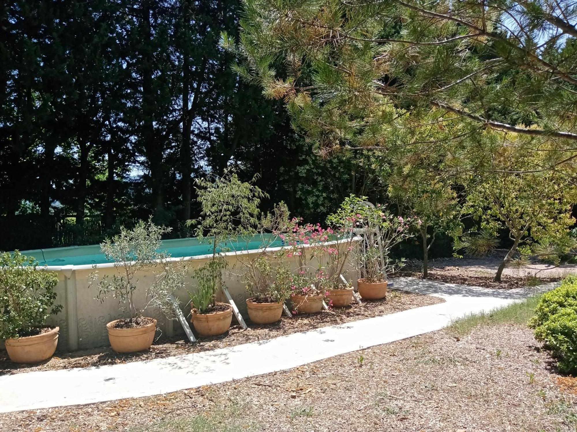 Au Mas Saint Pierre Hotel Pignans Luaran gambar