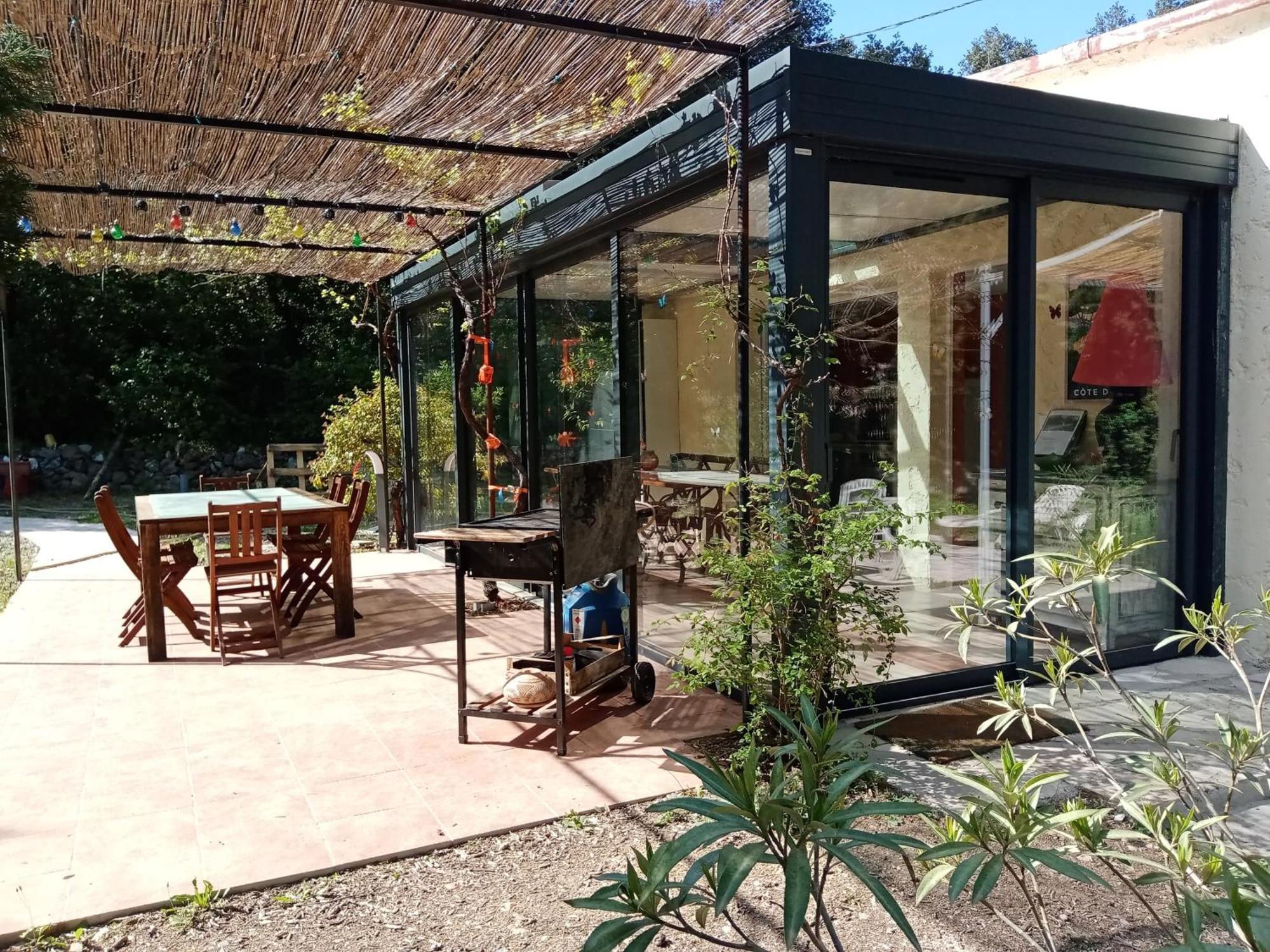 Au Mas Saint Pierre Hotel Pignans Luaran gambar