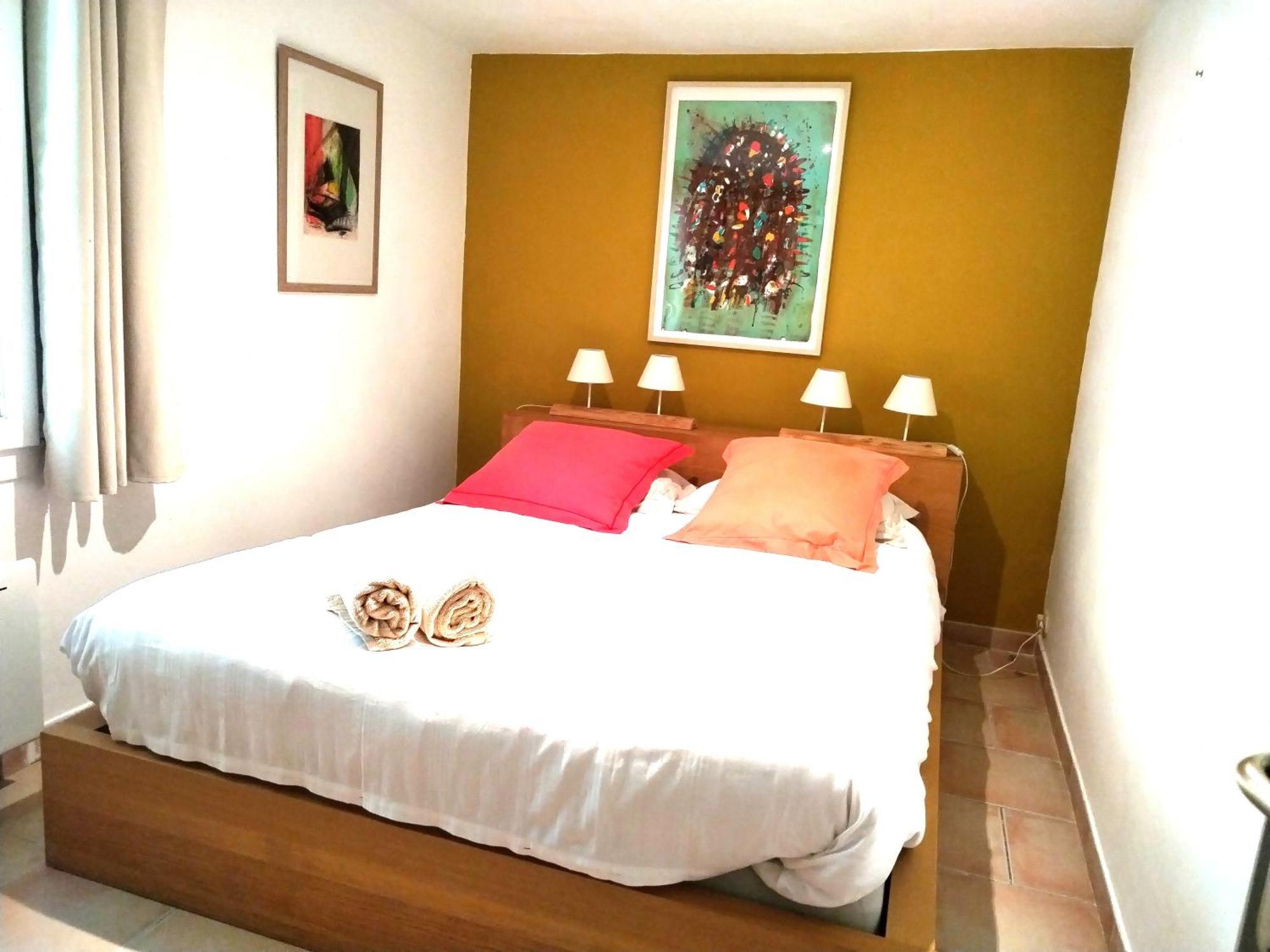 Au Mas Saint Pierre Hotel Pignans Luaran gambar