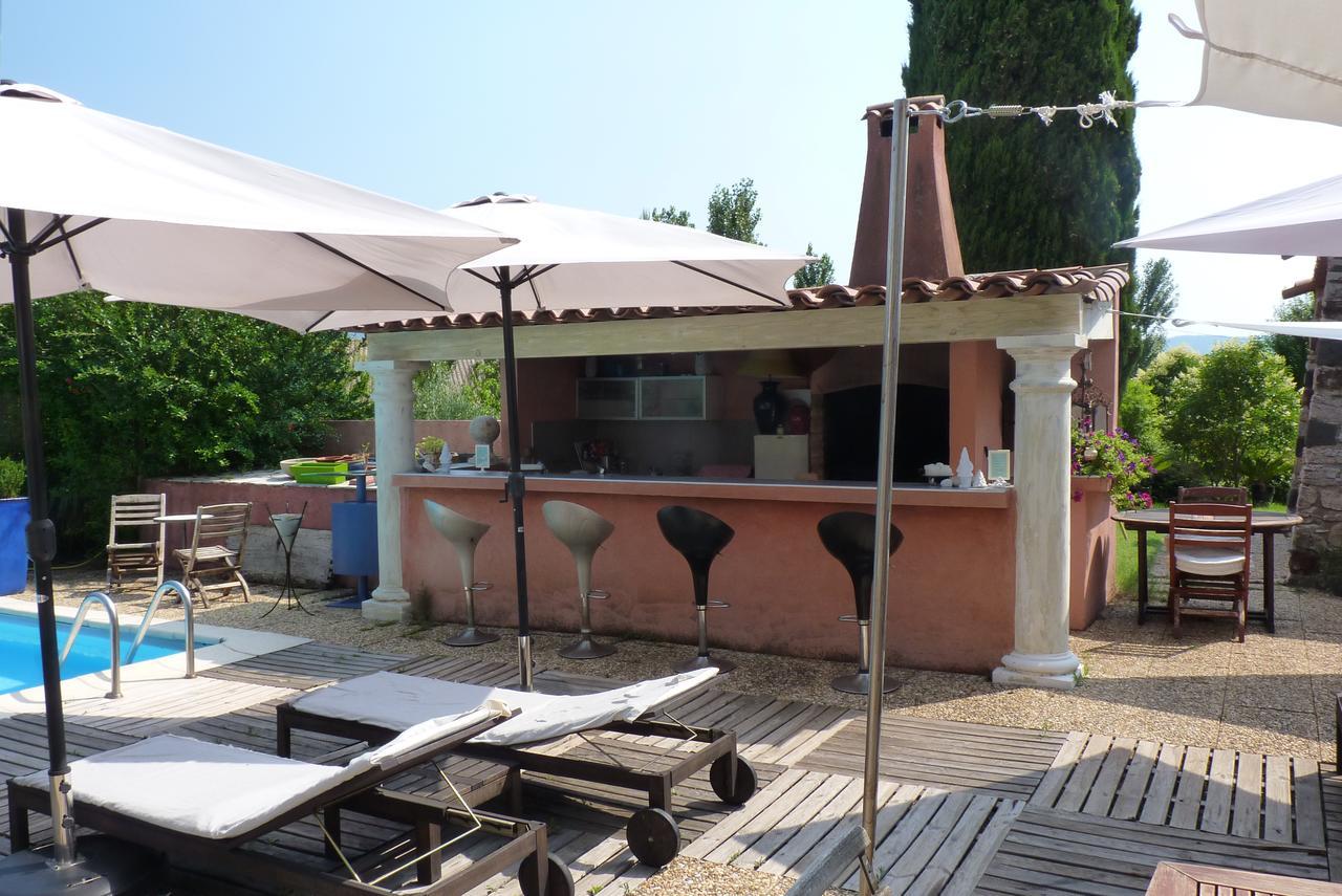 Au Mas Saint Pierre Hotel Pignans Luaran gambar